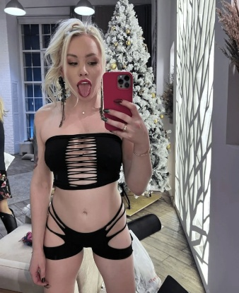 Стервозная красавица с шикарной фигурой приглашает в гости и в гарантирует незабываемые впечатления. Жду тебя, мой красавчик, для приятного времяпровождения. 121, 30 лет